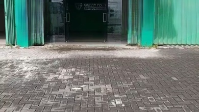 Disewakan Showroom Eks Showroom &Gudang Motor Listriknol Jalan Strategis Disekitar Nya Ada Transmart.byk Ruko