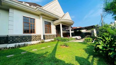 Rumah Area Luxury Jagakarsa, Jakarta Selatan - Harga Menarik 9 Miliar