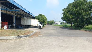Gudang Bagus Narogong 1 Hamparan Cocok Utk logistik Dan eCommerce
