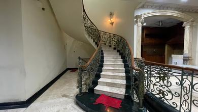 Hunian Elite di Kawasan Pluit, Jakarta Utara, LB 500m², Harga 12 Miliar