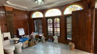 Kesempatan Eksklusif, rumah Mewah di Tebet, Jakarta Selatan, LB 550m²