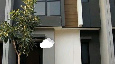 Rumah Minimalis Disewakan di Summarecon Crown Gading, Bekasi, Harga Ekonomis