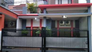 Kesempatan Rumah di Harapan Indah, Bekasi, LB 159m², Harga 1,5 Miliar