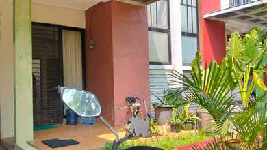 Dijual Rumah Strategis di Harapan Indah, Bekasi - LT 126m²