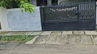 Hunian Favorit di Meruya, Jakarta Barat, 2 KT, Harga 2,3 Miliar