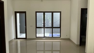 Rumah Elite di Kawasan BSD, Tangerang, LB 135m², Harga 4 Miliar