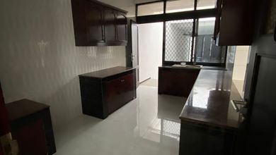 Rumah Elite di Kawasan Sawahan, Surabaya, LB 600m², Harga 15 Miliar
