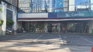 Bangunan 3 Lantai Ditengah Kota Semarang