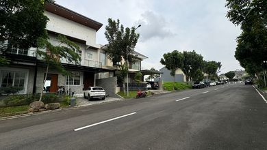 Rumah Mewah di Kawasan Semarang Selatan, Semarang, LB 825m², Harga 13,5 Miliar