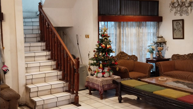 Rumah Elite di Kawasan Cilandak, Jakarta Selatan, LB 350m², Harga 5,8 Miliar