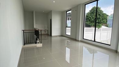 Disewakan Ruko Hook di Illago, Gading Serpong