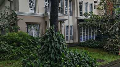 Penawaran Eksklusif, rumah Prestisius di BSD Foresta, Tangerang, LB 400m²