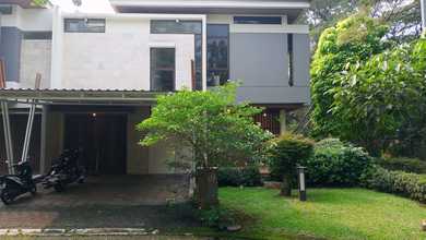 Rumah Mewah di Kawasan BSD De Park, Tangerang, LB 216m², Harga 5,5 Miliar