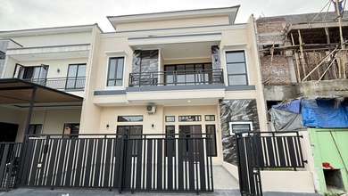 Hunian Elegan di Villa Melati Mas, Tangerang Selatan, 4 Kamar Tidur, LT 150m²