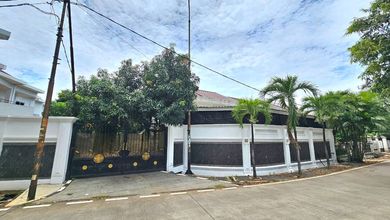 Rumah Area Premium Pulomas, Jakarta Timur - Harga Menarik 5,9 Miliar