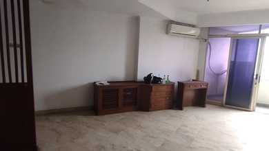 Dijual Apartemen Nyaman di Slipi, Jakarta Barat, Luas 110m²