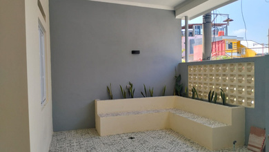 Dijual Rumah Strategis di Harapan Indah, Bekasi - LT 90m²