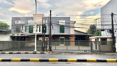 Rumah Sewaan Area Pasar Minggu, Jakarta Selatan, LB 771m², 8 KT