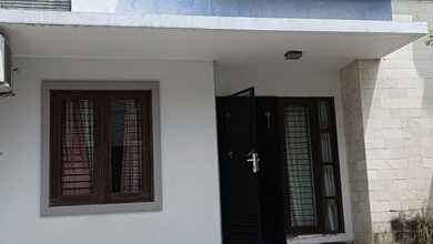 Dijual Rumah Nyaman di Harapan Indah, Bekasi - LT 105m²