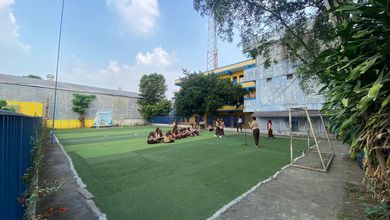 Gedung 3 Lantai di Sumur Batu, Bantar Gebang, Kota Bekasi