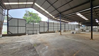 Disewakan Gudang di Jalan Raya Narogong Bekasi ( Yenli)