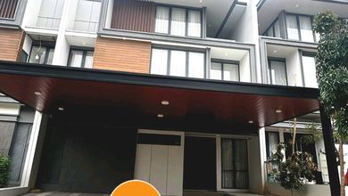 Rumah Prestisius di Kawasan Kota Wisata, Bogor, LB 237m², Harga 6,5 Miliar