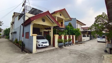 Rumah Siap Huni di Kawasan Pondok Gede, Bekasi, LT 217m²