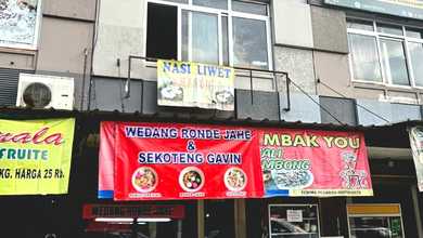 Dijual Ruko Fresh Market. Strategis Dekat Pintu Masuk Pasar Ruko di Kota Wisata Unfurnished SHM