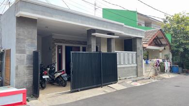 Rumah Dijual di Bekasi Kota, Bekasi, LB 90m², Harga Kompetitif!