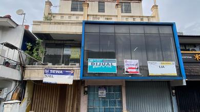 Disewakan Cepat Ruko Gandeng di Dekat Plaza 1 Pondok Indah, Jakarta Selatan