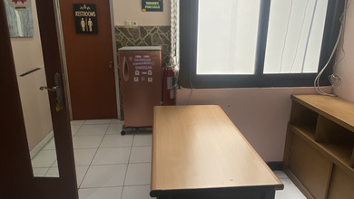 Sewa Ruko Lokasi Strategis di Pinggir Jalan Besar Petogagan, Kebayoran Baru - Jakarta Selatan