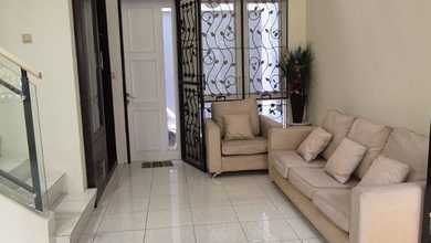 Rumah Sewa Nyaman Lokasi Gading Serpong, Tangerang, LB 90m²