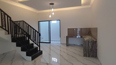 Rumah Dijual di Karang Tengah, Tangerang, LB 100m², Harga Terbaik!