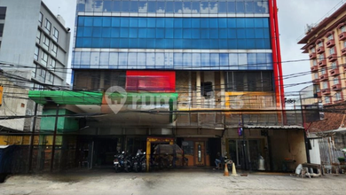 Jual Cepat... Cocok untuk Kost Kostan , Jalan Depan 10 M². Lokasi Bagusss!!