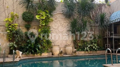 Hunian Elegan di Permata Hijau, Jakarta Selatan, 4 KT, LT 1380m²