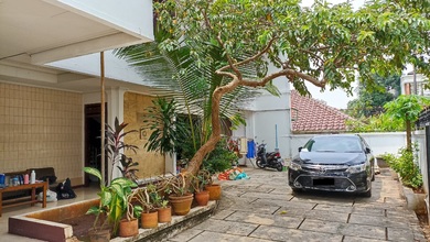 Hunian Mewah di Kawasan Bangka, Jakarta Selatan, LB 280m², Harga 8 Miliar