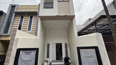 Kesempatan Rumah di Grogol, Jakarta Barat, LB 147m², Harga 1,9 Miliar