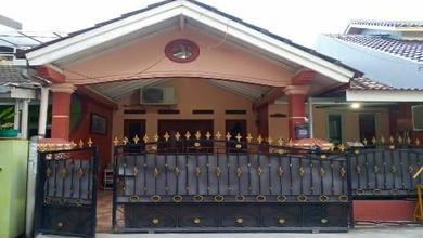 Rumah Dijual di Golden City, Bekasi, LB 90m², Harga Kompetitif!