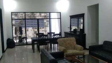 Disewakan Rumah Murah di Pondok Labu, Jakarta Selatan, LT 300m²