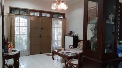 Kesempatan Langka, rumah Prestisius di Pondok Labu, Jakarta Selatan, LB 160m²