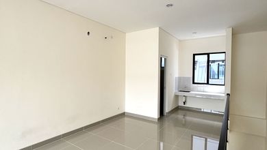 Ruko di Gading Serpong 67.0 M² Semi Furnished