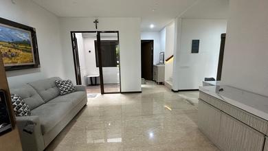Disewakan Rumah Terjangkau di BSD City, Tangerang, LT 143m²