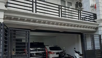Rumah Siap Huni di Kawasan Kebon Jeruk, Jakarta Barat, LT 88m²