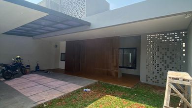 Rumah Mewah di Alfa Indah, Jakarta Barat, 3 KT, LT 300m²