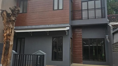 Dijual Rumah Nyaman di BSD Nusaloka, Tangerang - LT 120m²