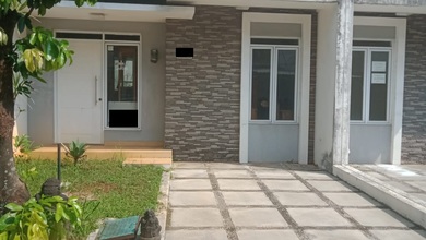 Dijual Rumah Nyaman di BSD City, Tangerang - LT 81m²