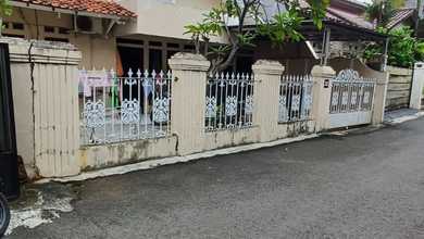 Hunian Elegan di Cilandak, Jakarta Selatan, 5 KT, LT 189m²