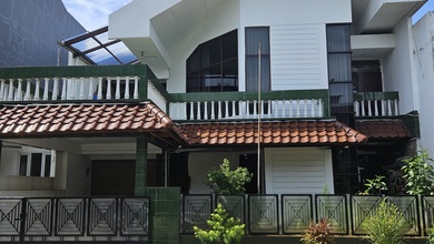 Rumah Area Luxury Intercon, Jakarta Barat - Harga Terbaik 6,8 Miliar