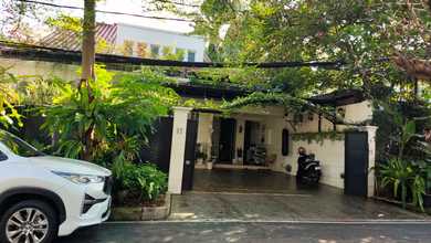 Rumah Area Premium Menteng, Jakarta Pusat - Harga Terbaik 30 Miliar