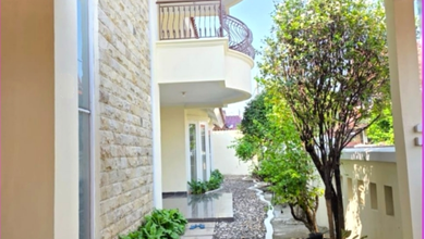 Rumah Area Luxury Cinere, Depok - Harga Menarik 4,5 Miliar